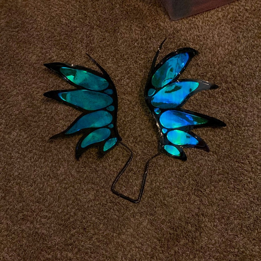 Will (W.I.T.C.H.) Wings (minor damage) NOT FOR SALE